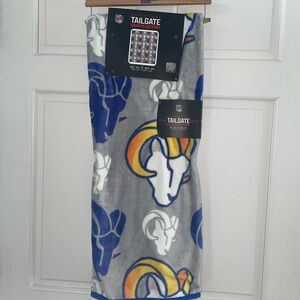 NFL Los Angeles Rams Tailgate Blanket - Purple and Gold